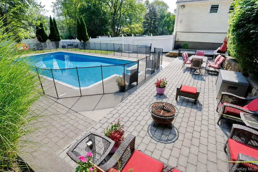 1 Potter Lane, Suffern, NY 10901 - #3
