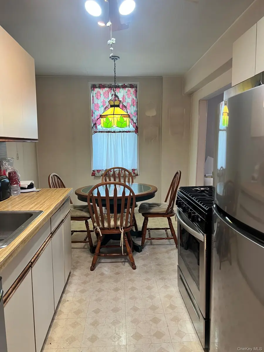 530 Dubois Avenue #6A, Valley Stream, NY 11581 - #3