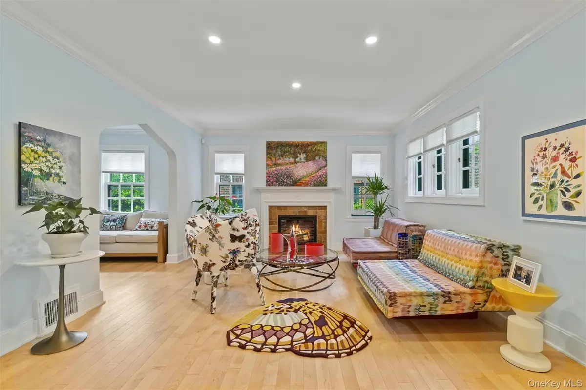 9 Whitson Street, Forest Hills, NY 11375 - #1