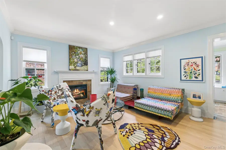 9 Whitson Street, Forest Hills, NY 11375 - #2