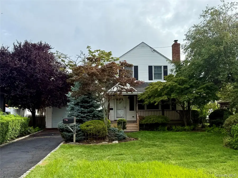 496 Windsor Place, Oceanside, NY 11572 - #2