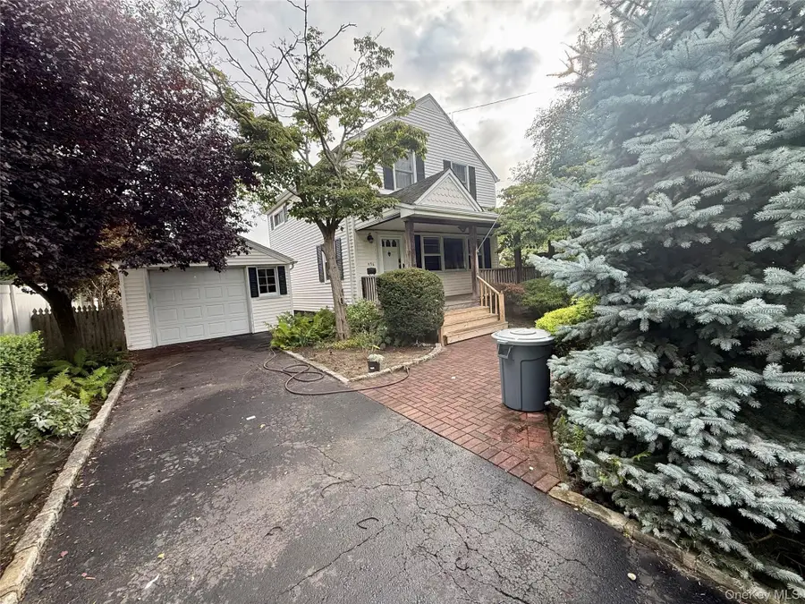 496 Windsor Place, Oceanside, NY 11572 - #3
