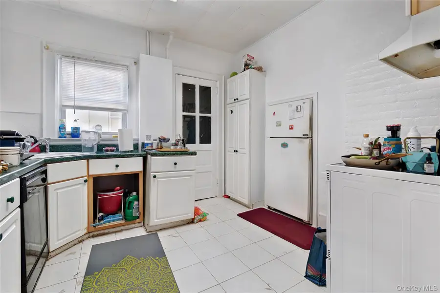 193 Beach 113th Street, Rockaway Park, NY 11694 - #2