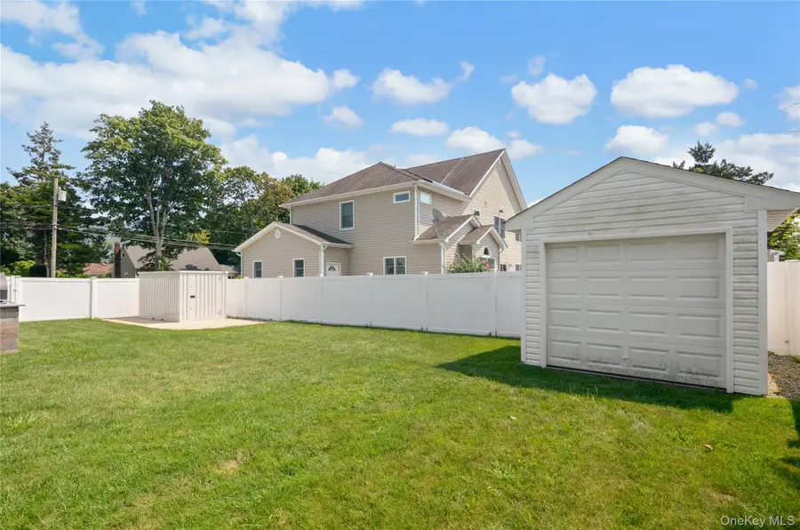 78 Osceola Avenue, Deer Park, NY 11729 - #3