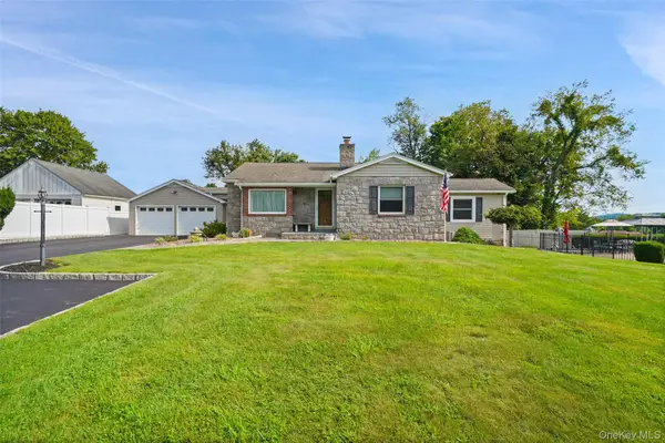 36 Ernhofer Drive, Carmel, NY 10512