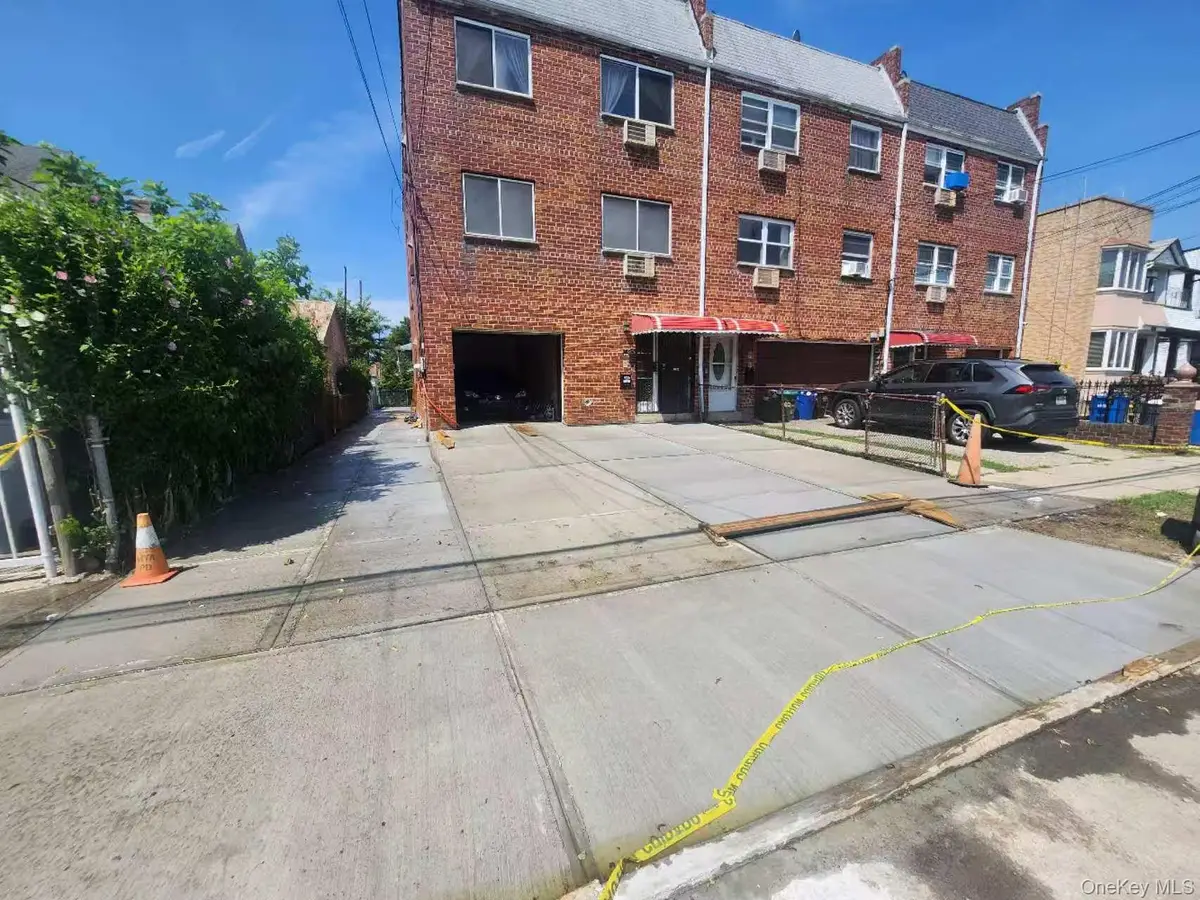 101-64 123 Street, South Richmond Hill, NY 11419 - #1