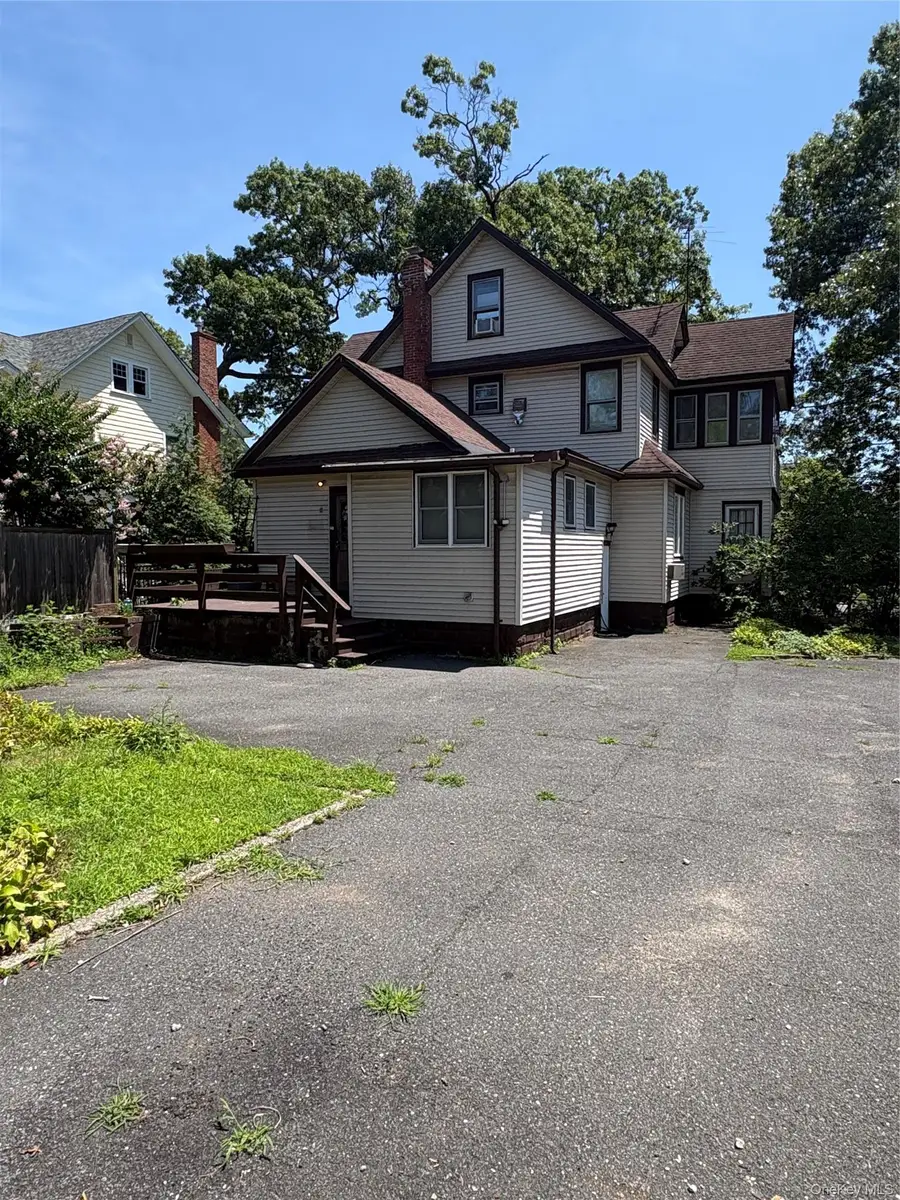 254 Hempstead Avenue, Rockville Centre, NY 11570 - #3