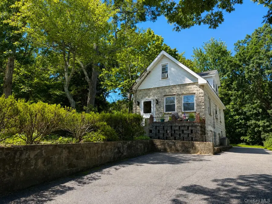 164 S Evergreen Drive, Selden, NY 11784 - #2
