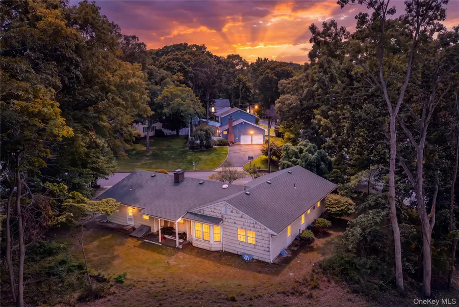 1 Briar Court, Rocky Point, NY 11778 - #3