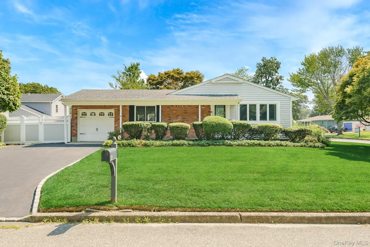 4 Oak Street, Port Jefferson Station, NY 11776 - #1