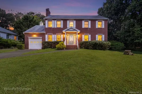 515 The Greenway, East Marion, NY 11939
