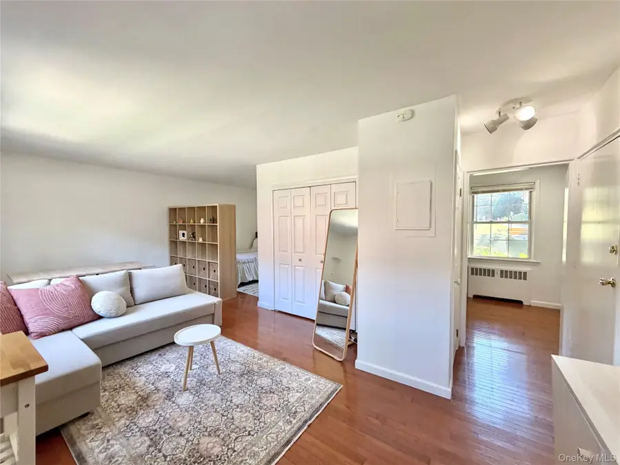 182 Pinewood Road #23, Hartsdale, NY 10530 - #3