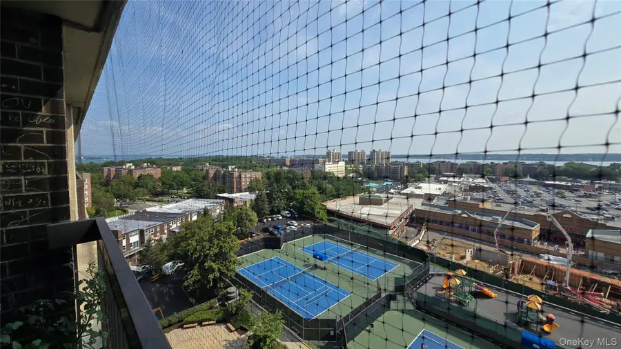 2 Bay Club Dr #10Z3, Bayside, NY 11360 - #2
