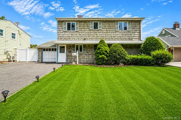 201 Acre Lane, Hicksville, NY 11801