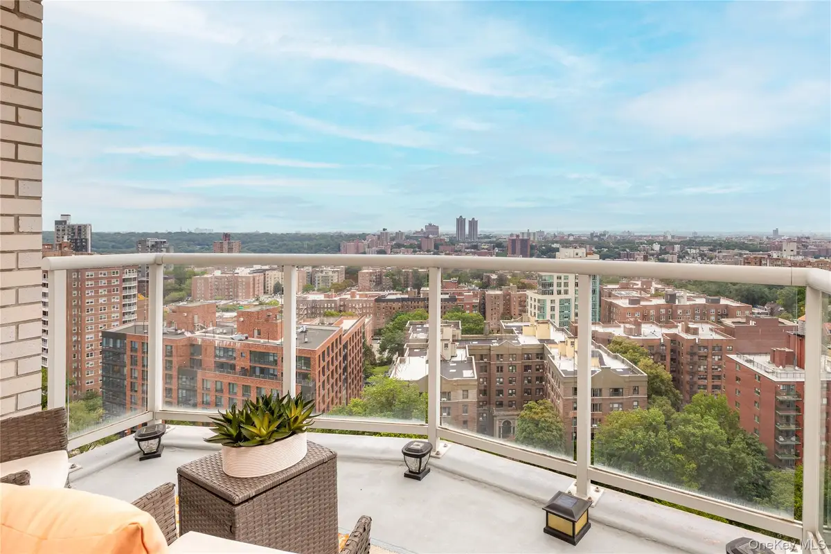 3333 Henry Hudson Parkway #20D, Bronx, NY 10463 - #1