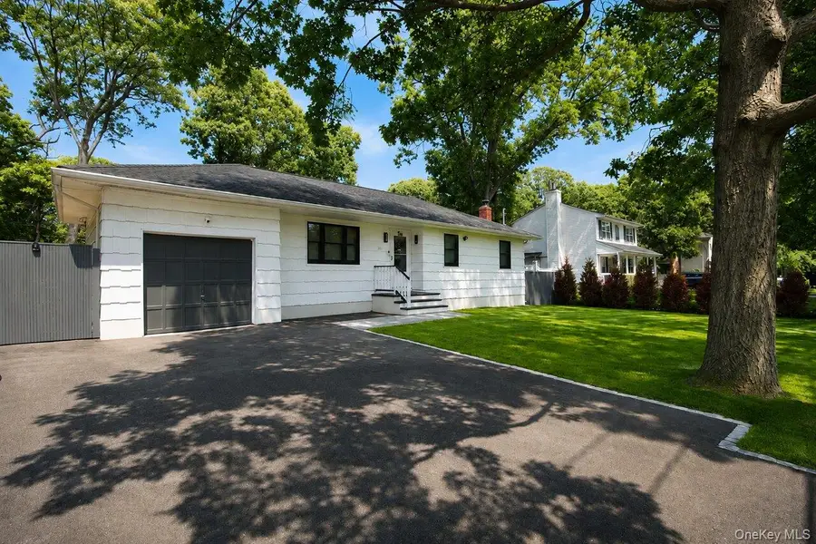 35 Moriches Avenue, Mastic, NY 11950 - #2