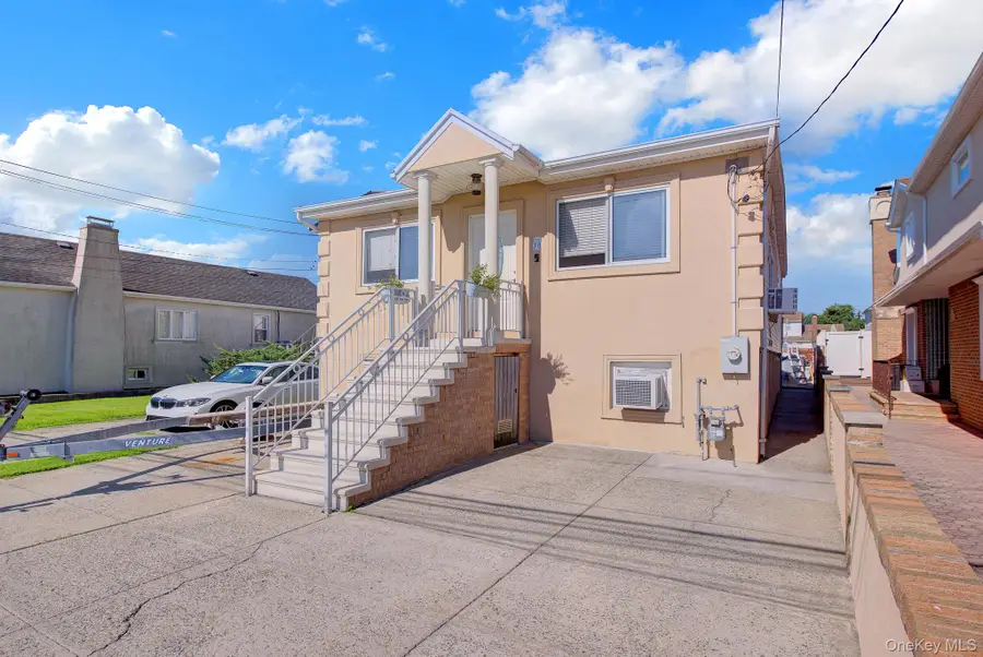 76 Suffolk Road, Island Park, NY 11558 - #3
