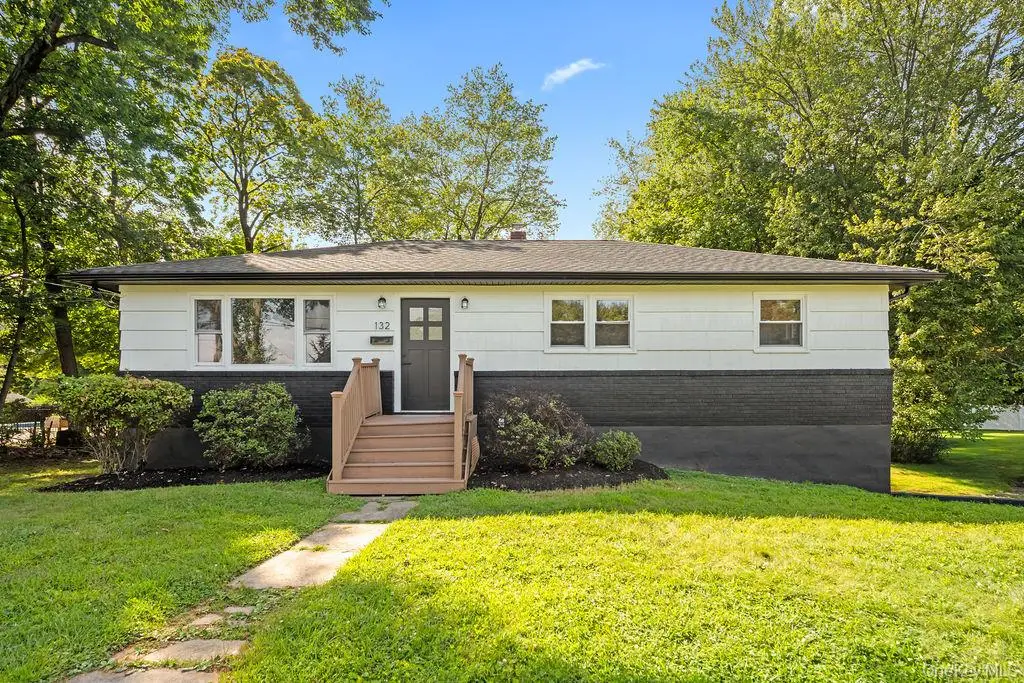 132 S Conger Avenue, Congers, NY 10920 - #1