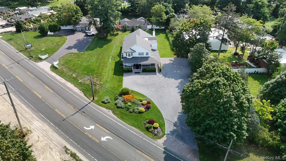 250 Montauk Highway, East Moriches, NY 11940 - #1
