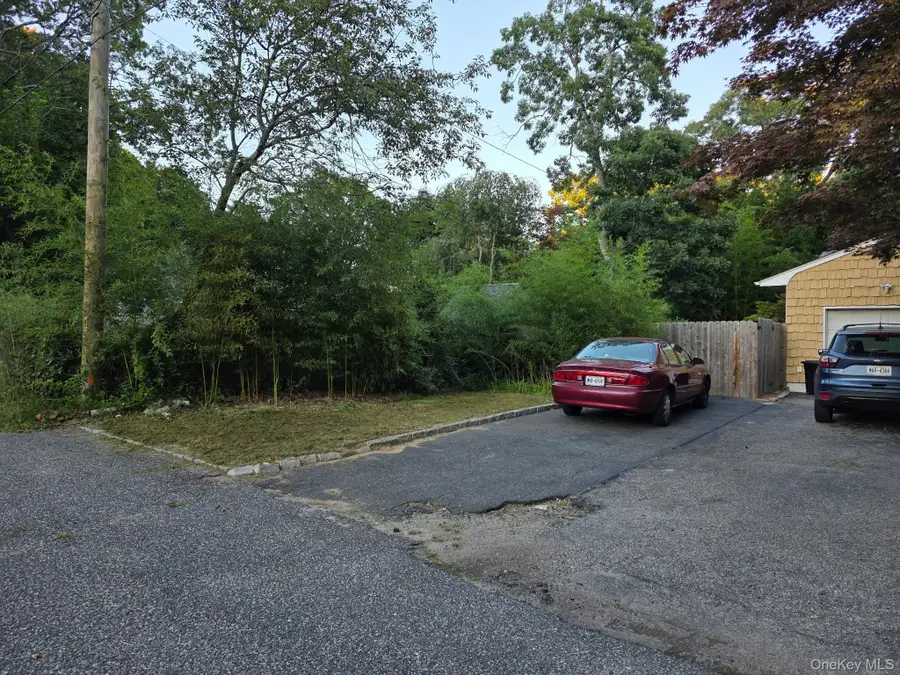 139 Parkside Avenue, Miller Place, NY 11764 - #3