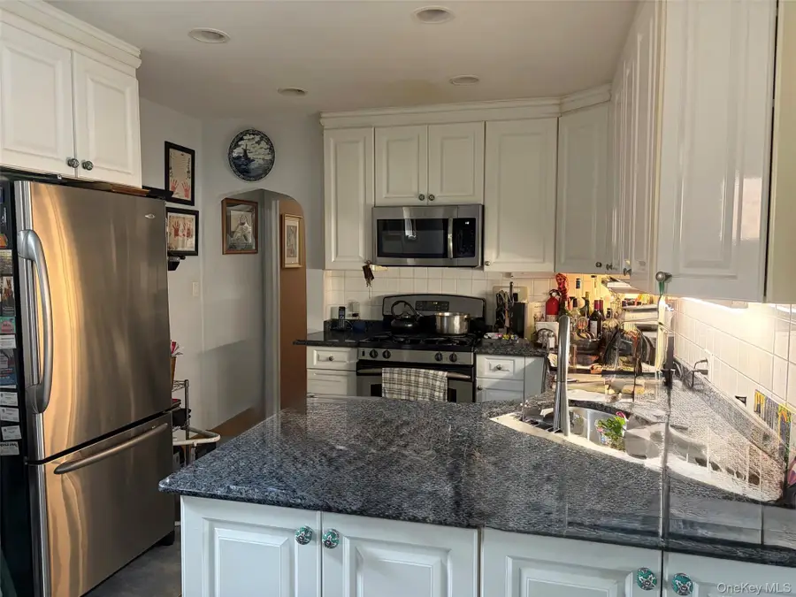 8456 252nd Street, Bellerose, NY 11426 - #3