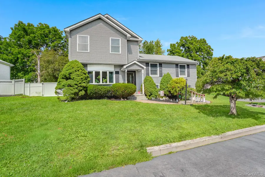 8 Hampton Road, Poughkeepsie, NY 12603 - #2