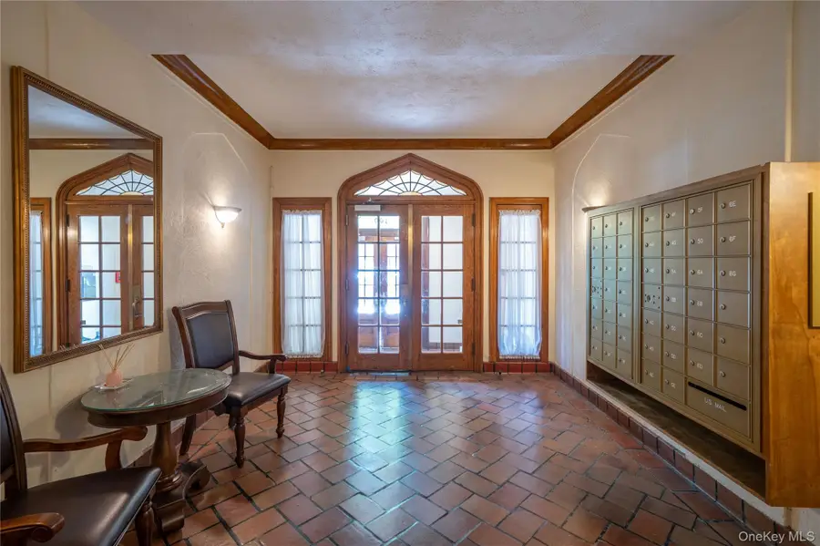 100 Parkway Road #4D, Bronxville, NY 10708 - #2