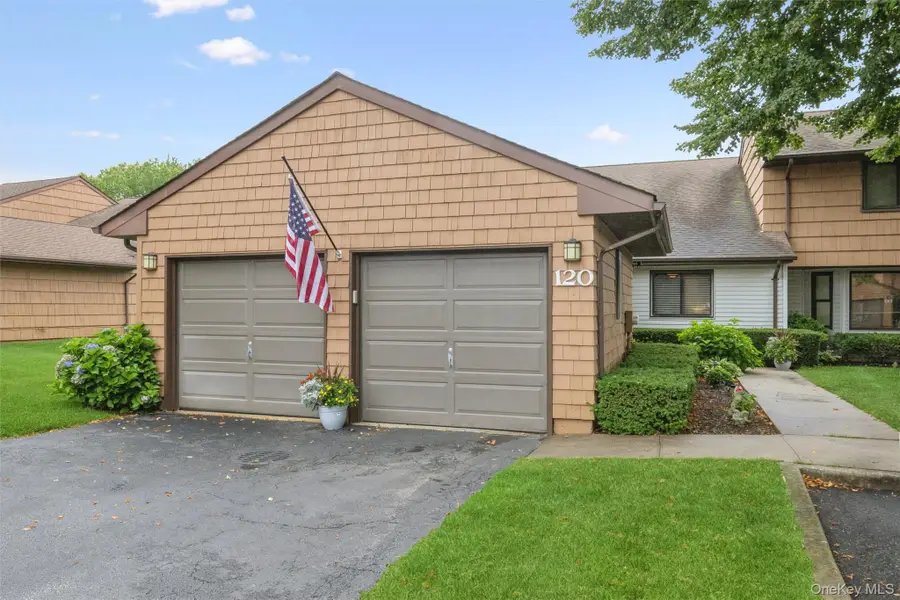 120 Scarlett Drive, Commack, NY 11725 - #3