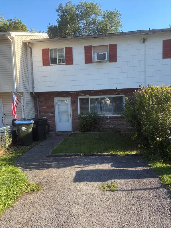12 Northern Avenue, Walden, NY 12586