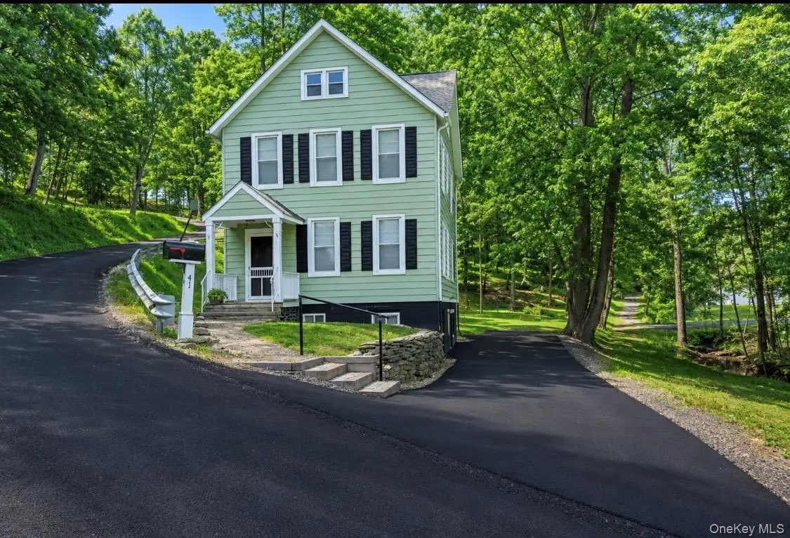 41 Wood Avenue, Cornwall On Hudson, NY 12520 - #1