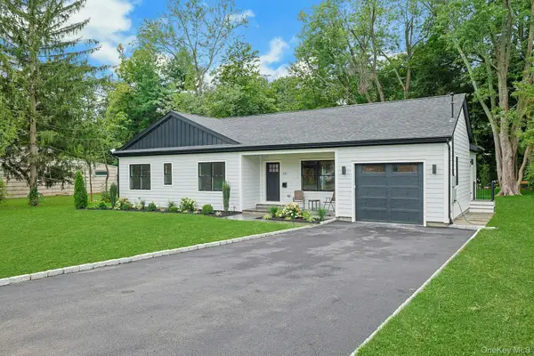 100 Hazelton Circle, Briarcliff Manor, NY 10510