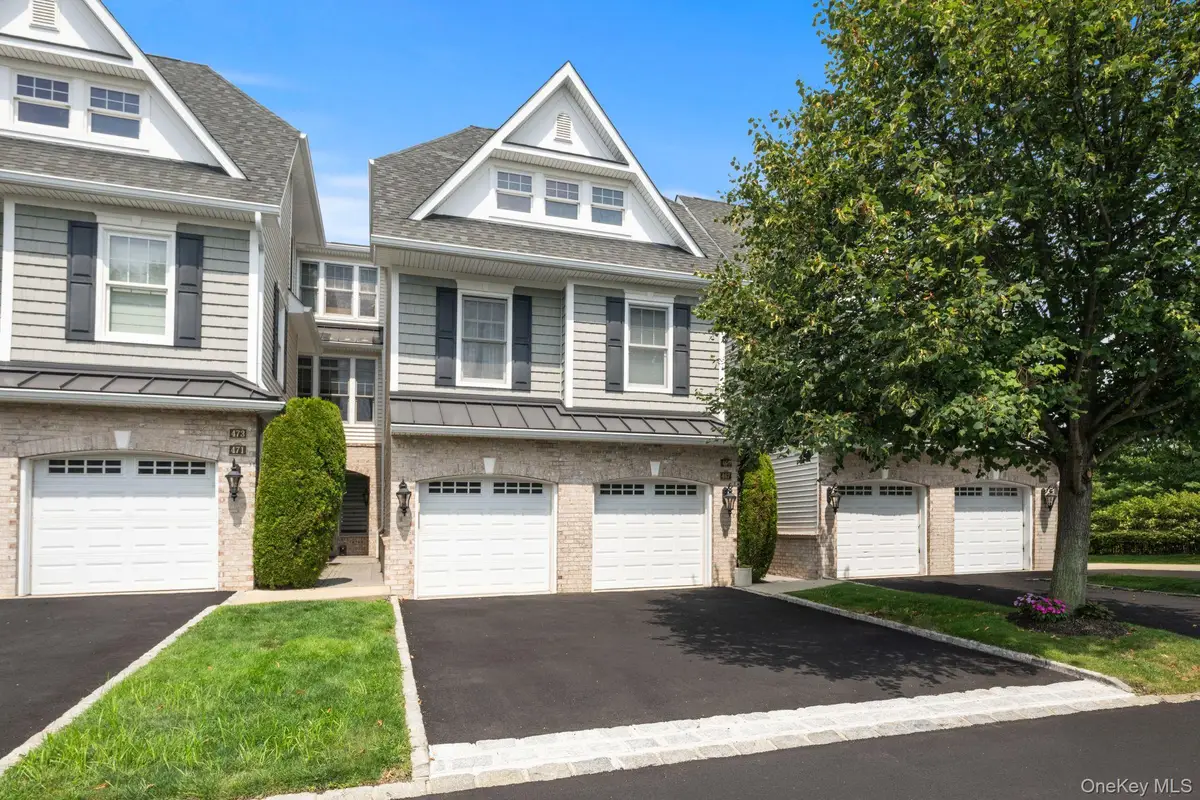 469 Pacing Way, Westbury, NY 11590 - #1