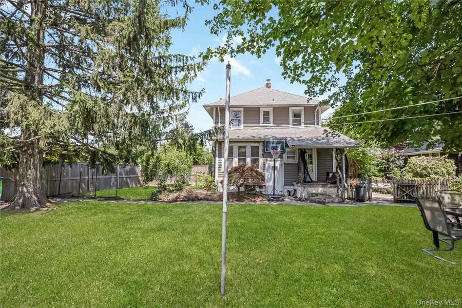 958 Thomas Avenue, Baldwin, NY 11510 - #2