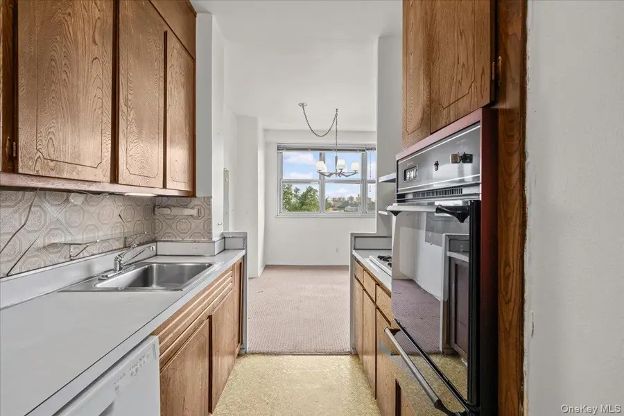 555 Kappock Street #3T, Bronx, NY 10463 - #3