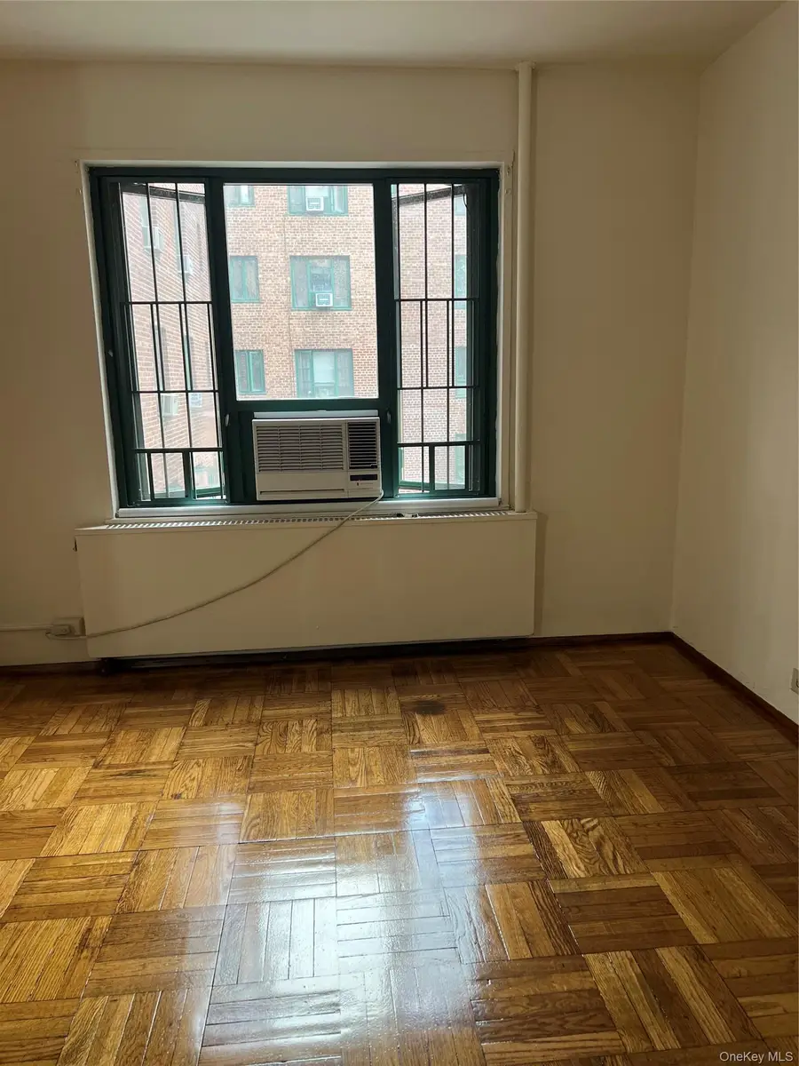 1569 Metropolitan Avenue #5C, Bronx, NY 10462 - #3