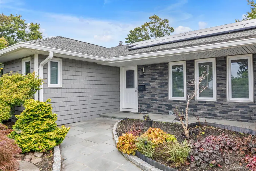 315 Cherry Place, East Meadow, NY 11554 - #2