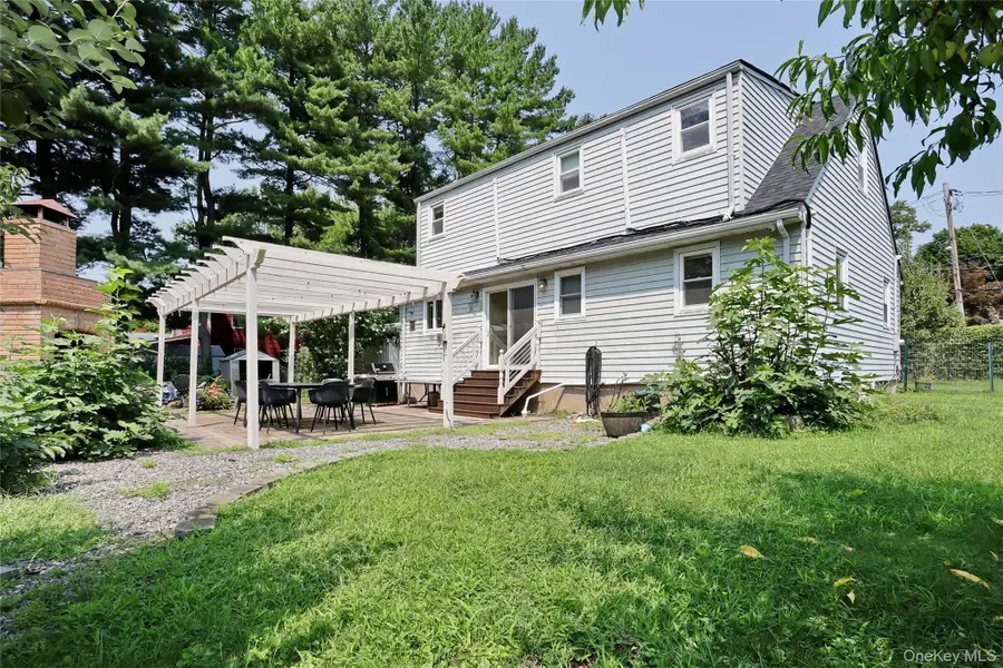 1 Stemmer Lane, Suffern, NY 10901 - #3