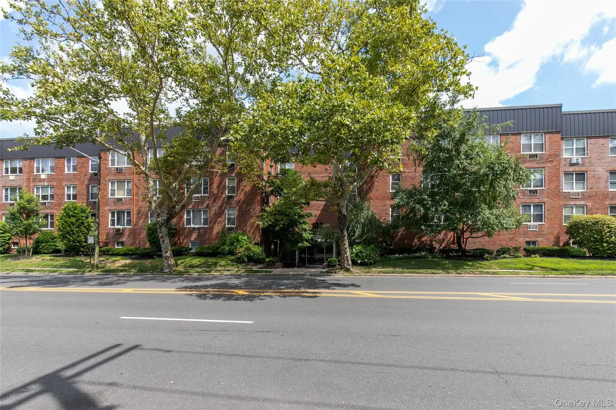 Address Withheld By Seller, Great Neck, NY 11021 - #1