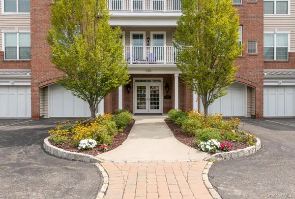 734 Regency Drive, Fishkill, NY 12524