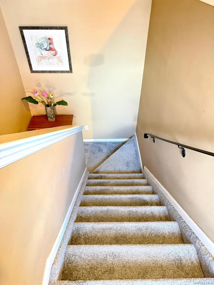197 Fulton Street #20, Farmingdale, NY 11735 - #3