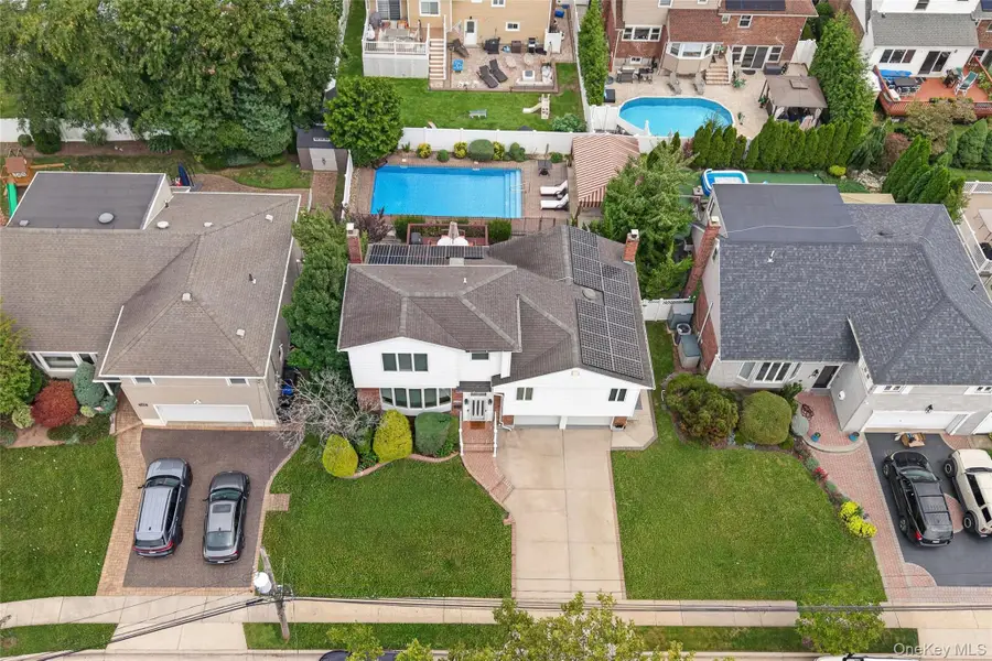 395 Bunker Drive, Oceanside, NY 11572 - #3