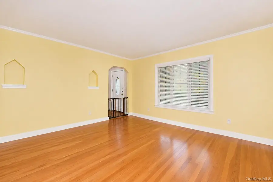 93 Gilmore Boulevard, Floral Park, NY 11001 - #3