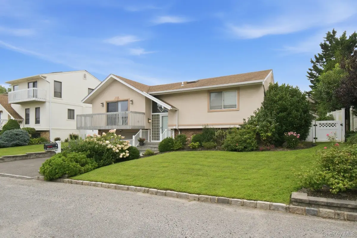5 Willow Street, Bayville, NY 11709 - #1