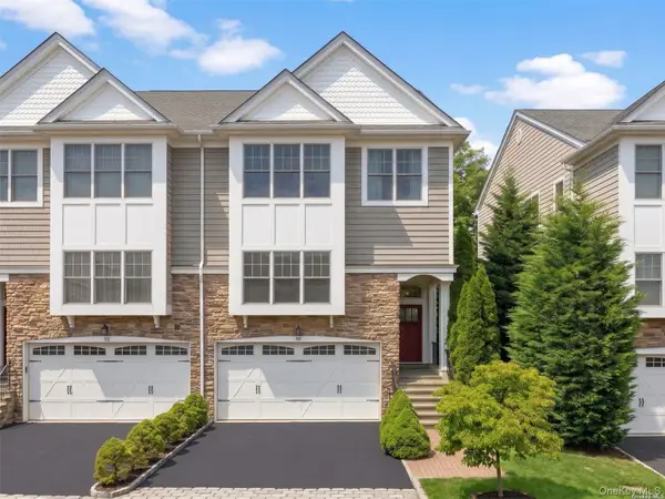 30 Hidden Ridge Court, Scarsdale, NY 10583