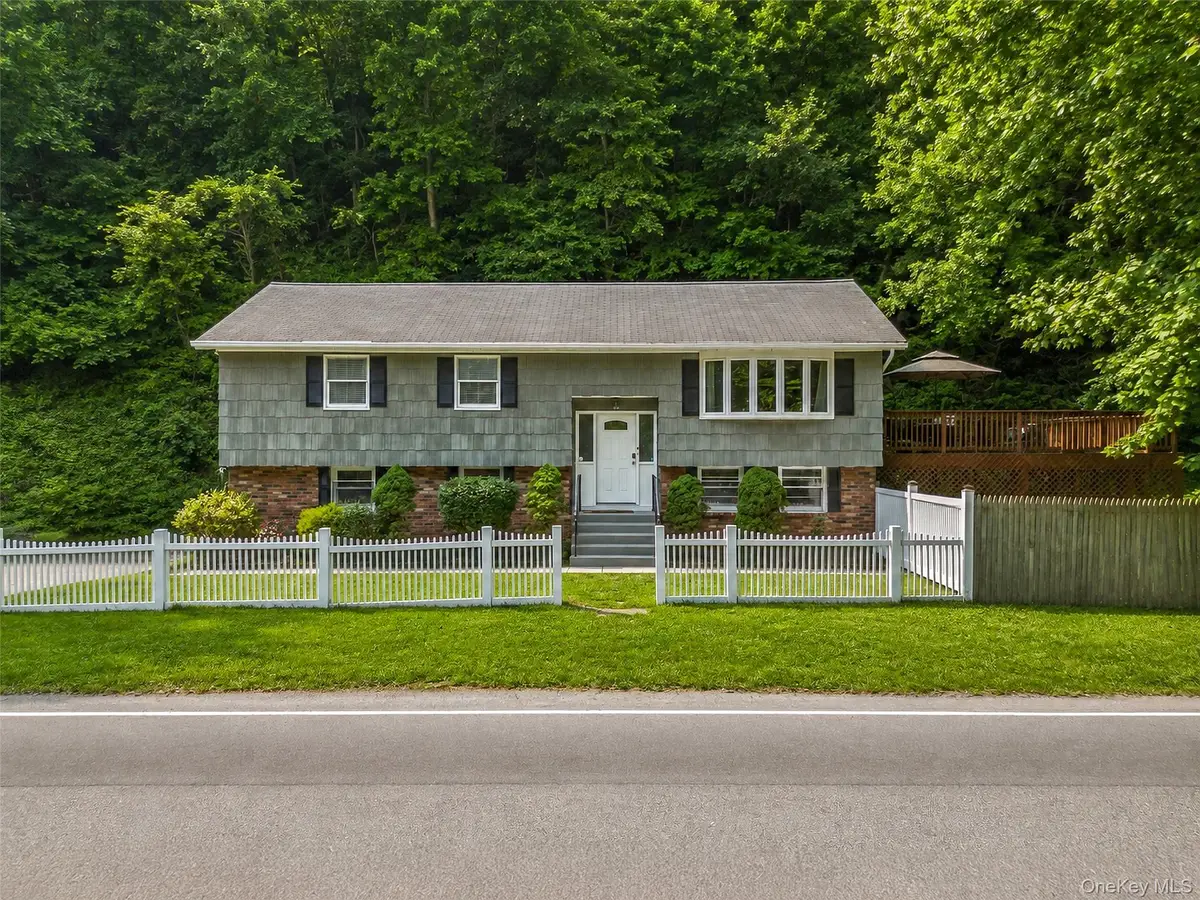 385 Yorktown Road, Cortlandt, NY 10520 - #1