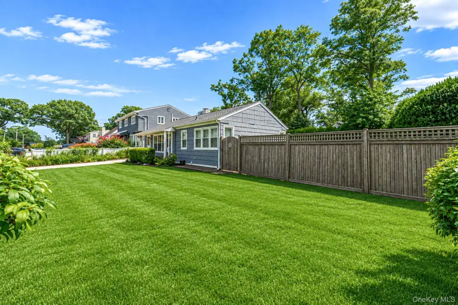 92 Parkhill Avenue, Massapequa, NY 11758 - #3