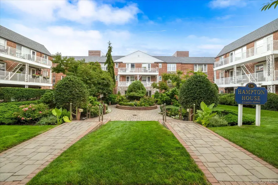 120 Morris Avenue #C9, Rockville Centre, NY 11570 - #2