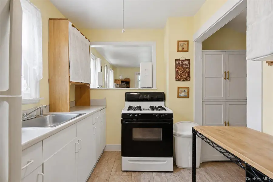 24 Round Lake Avenue, Monroe, NY 10950 - #3