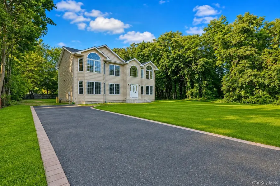 171 Elm Drive, Bay Shore, NY 11706 - #2