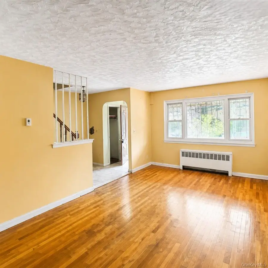 3029 Matthews Avenue, Bronx, NY 10467 - #2